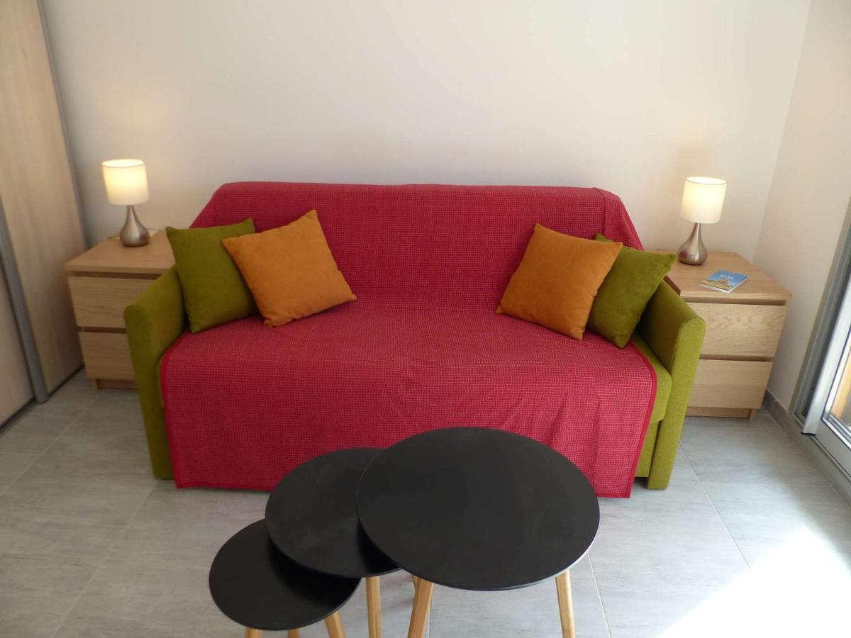 Charmant Studio Climatise Avec Balcon A 50M De La Plage - Le Lavandou Centre-Ville - Fr-1-308-110 Экстерьер фото